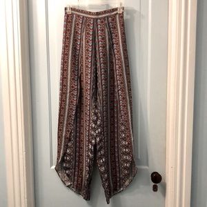 Abbeline flowy open wrapped pants size Small